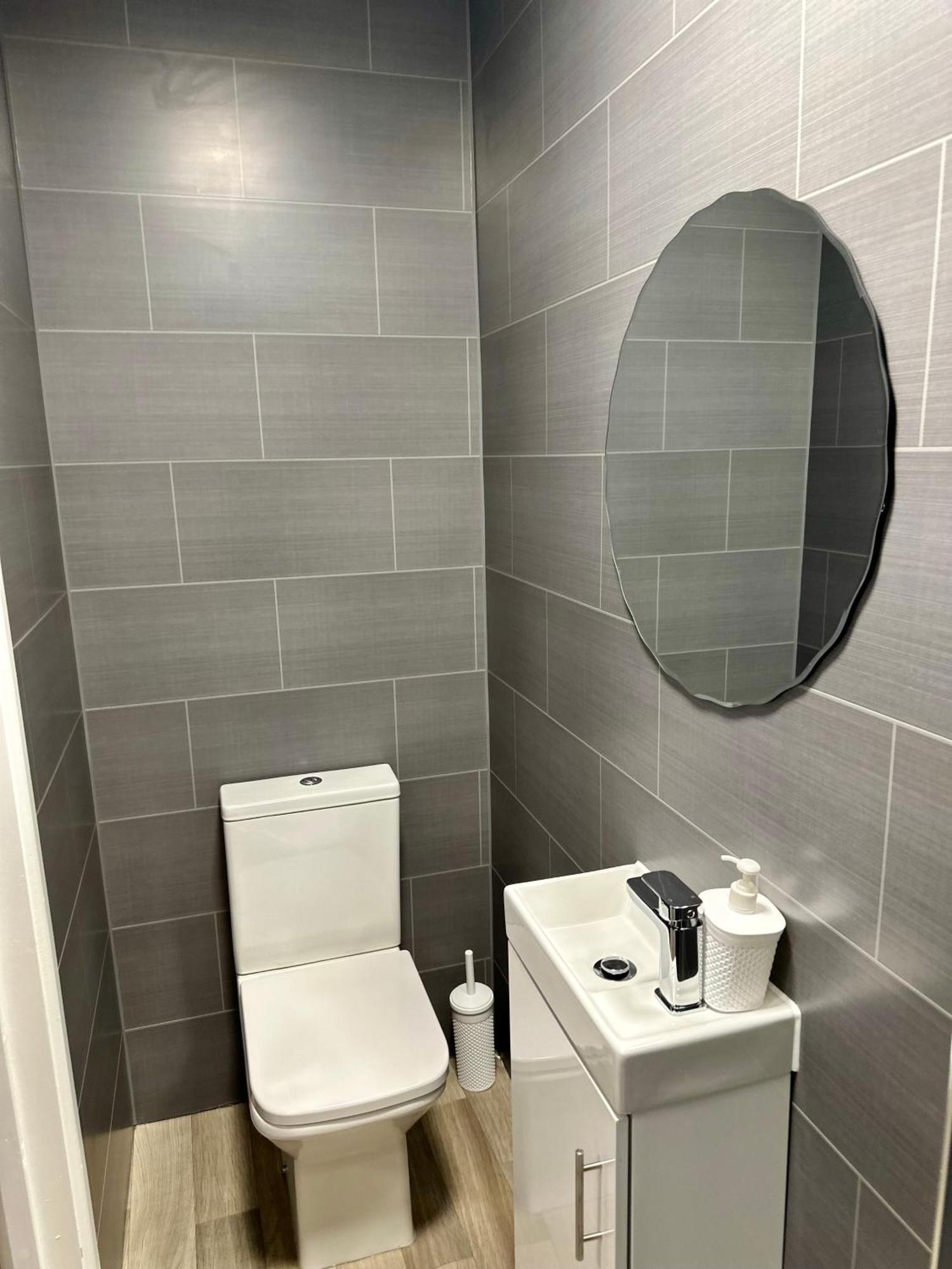 Cosy Ensuite Double Room, Near Heathrow Airport Northolt  Eksteriør bilde